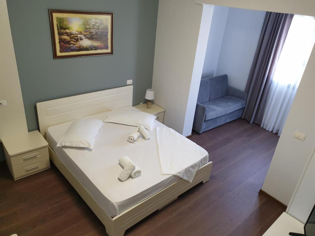 Perandor Beach Durrës Exterior foto