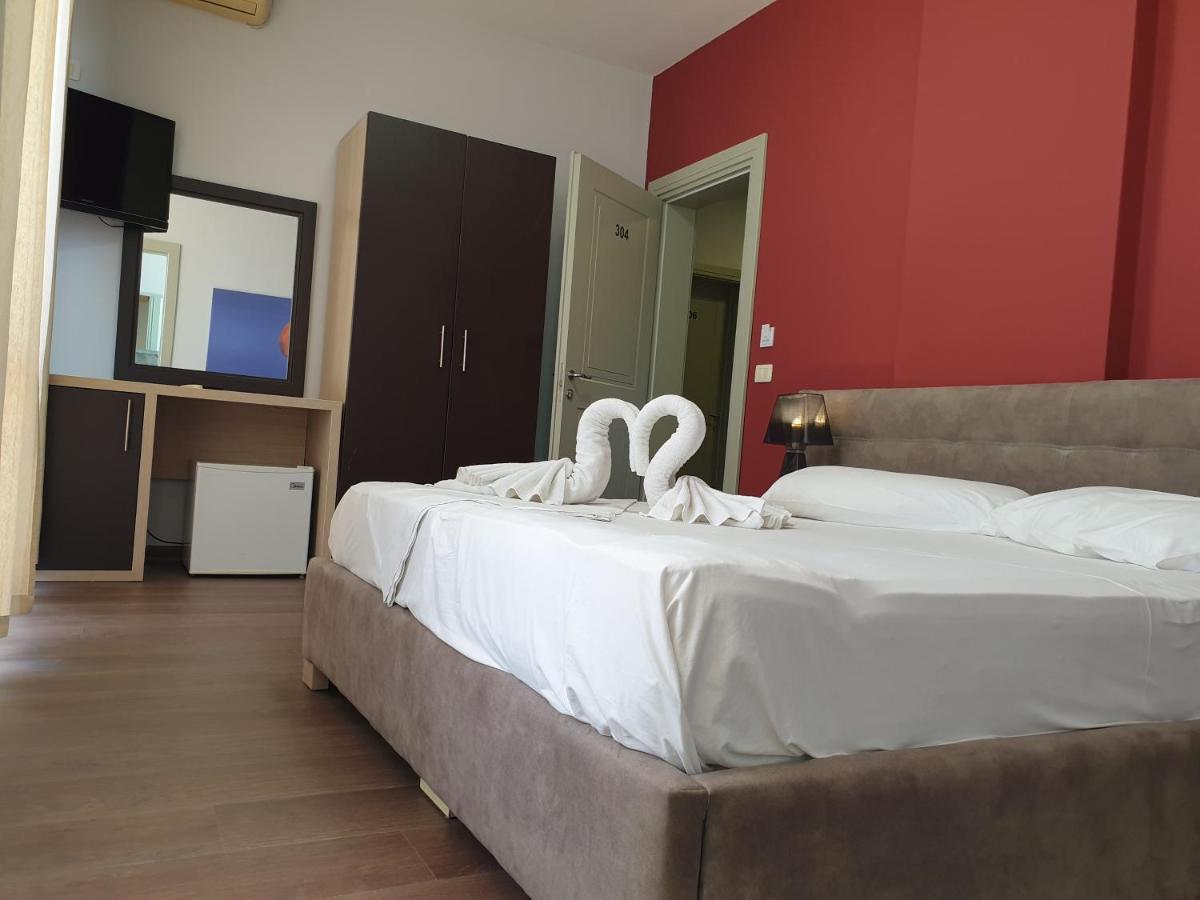 Perandor Beach Durrës Exterior foto