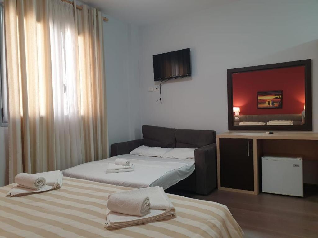 Perandor Beach Durrës Exterior foto