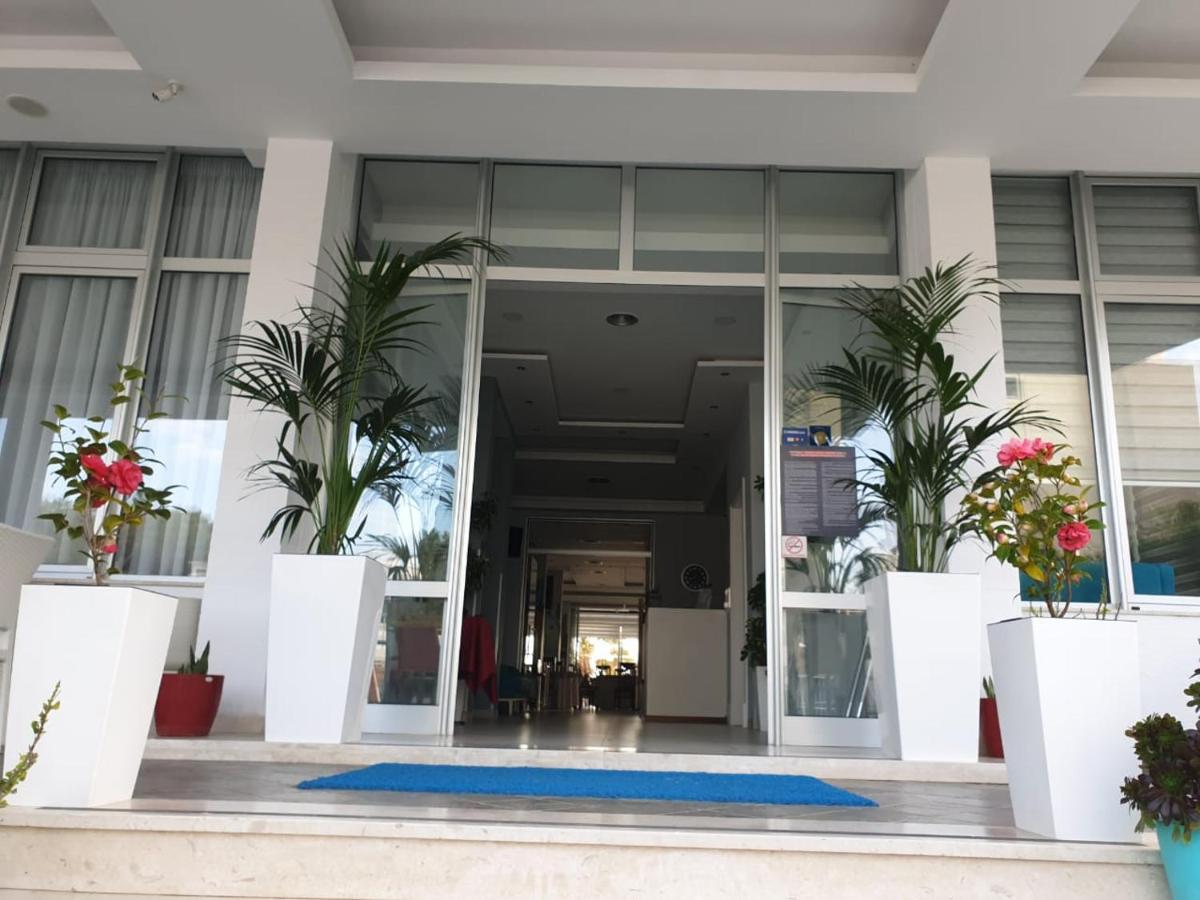 Perandor Beach Durrës Exterior foto