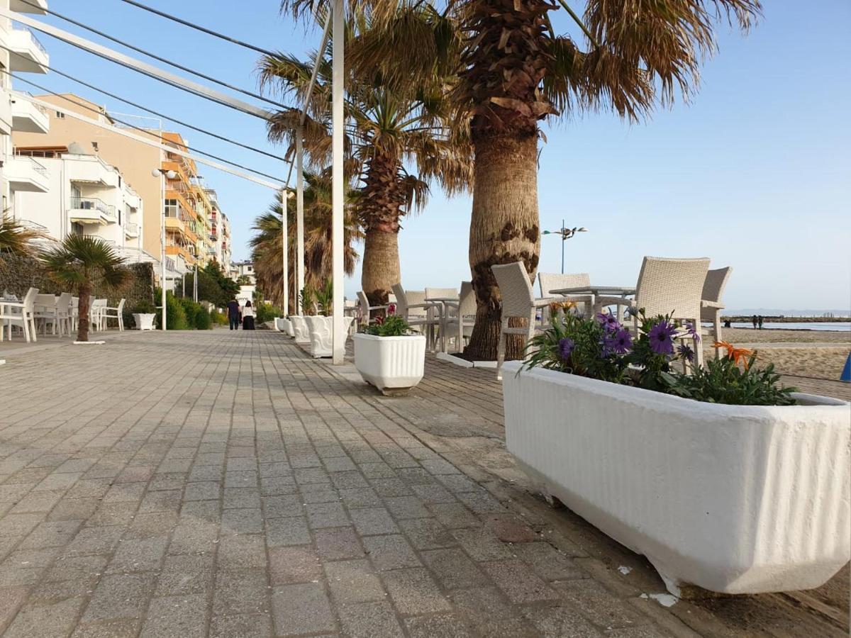 Perandor Beach Durrës Exterior foto