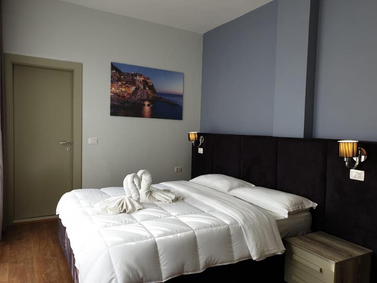 Perandor Beach Durrës Exterior foto